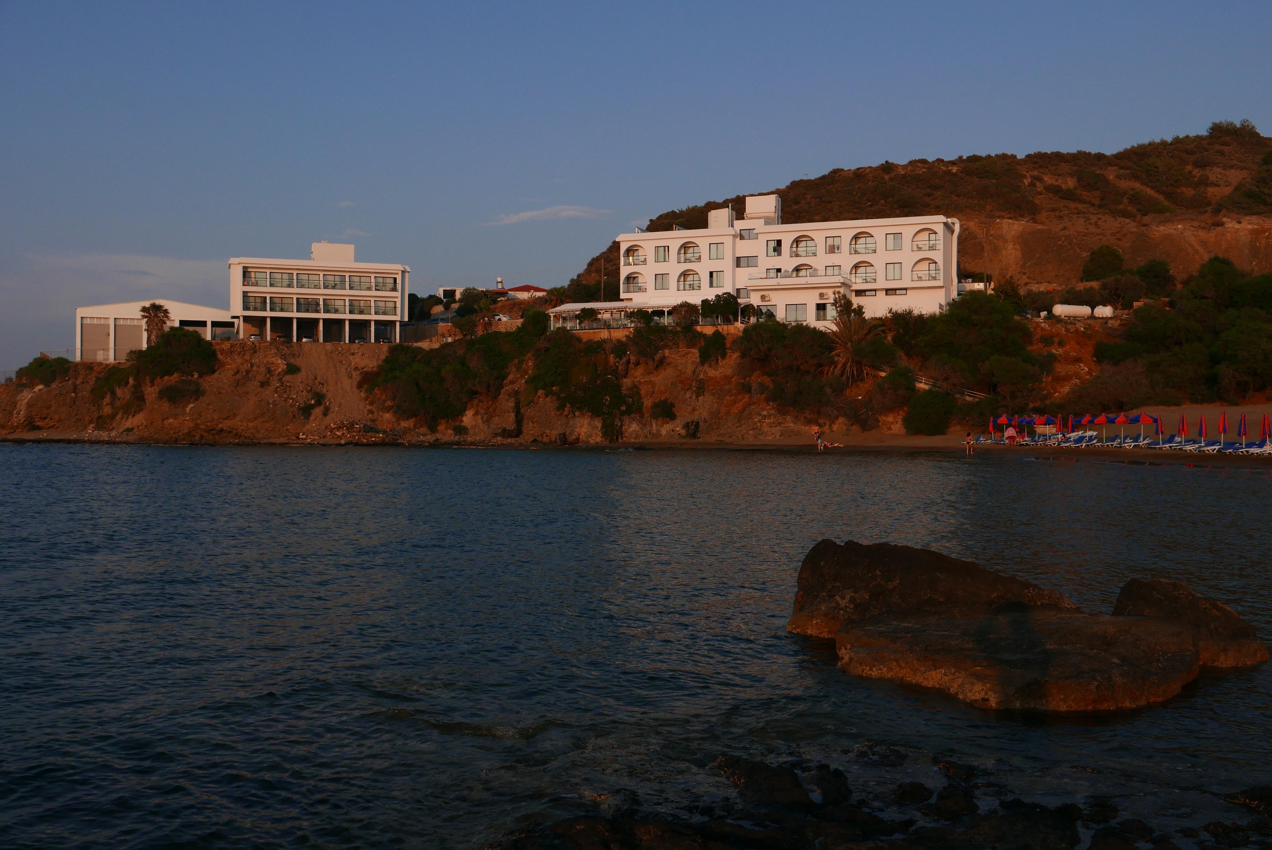 E.J. Pyrgos Bay Hotel Exterior photo