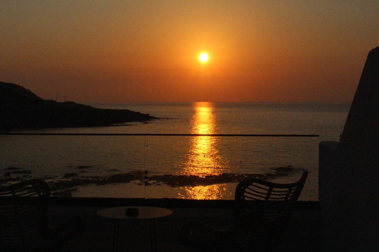 E.J. Pyrgos Bay Hotel Exterior photo